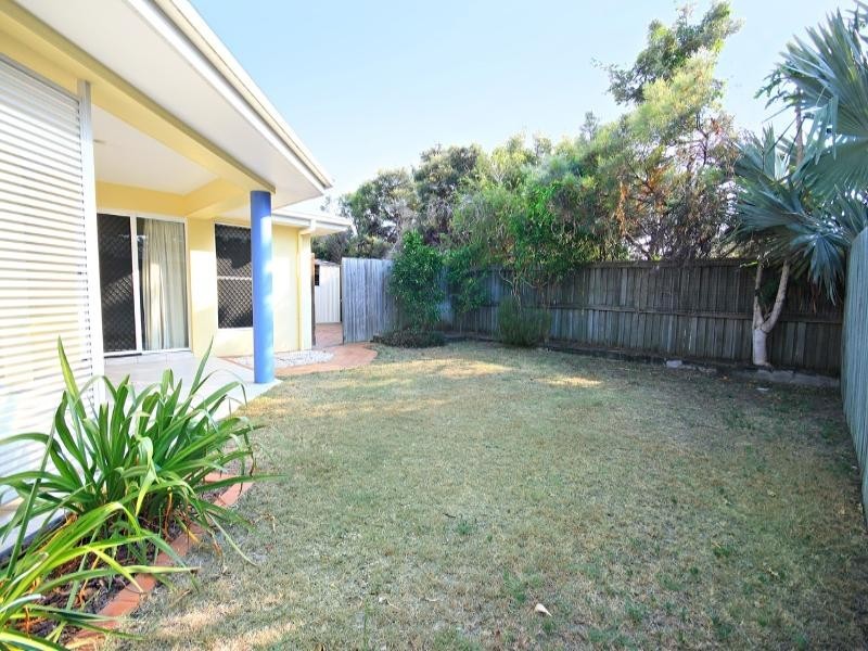 4 Bracken Place, Currimundi QLD 4551