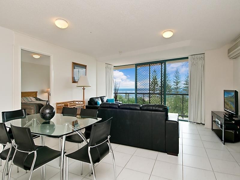 Unit 4 ‘Waterview’ 14 Bulcock Beach Esplanade, Caloundra QLD 4551
