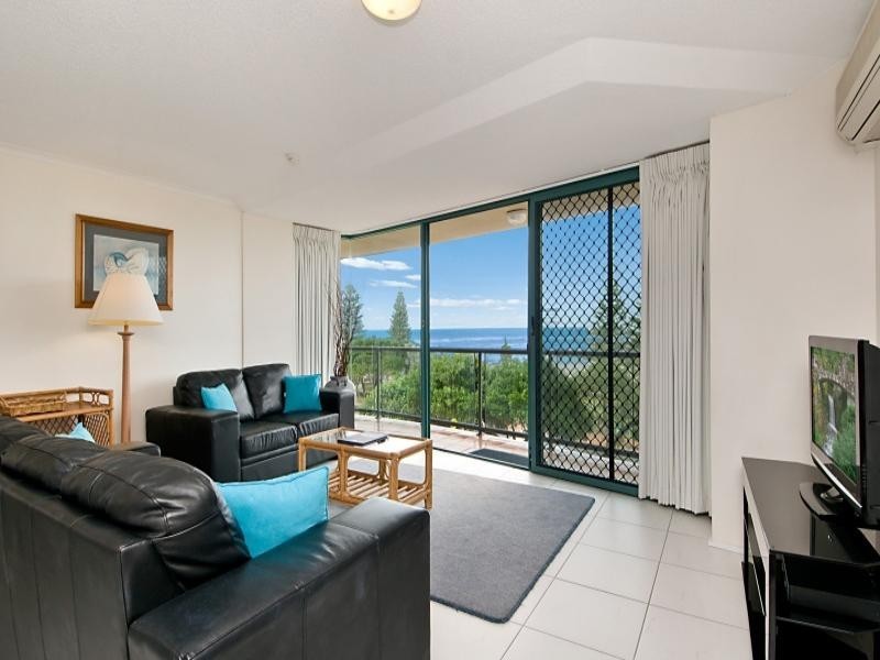 Unit 4 ‘Waterview’ 14 Bulcock Beach Esplanade, Caloundra QLD 4551