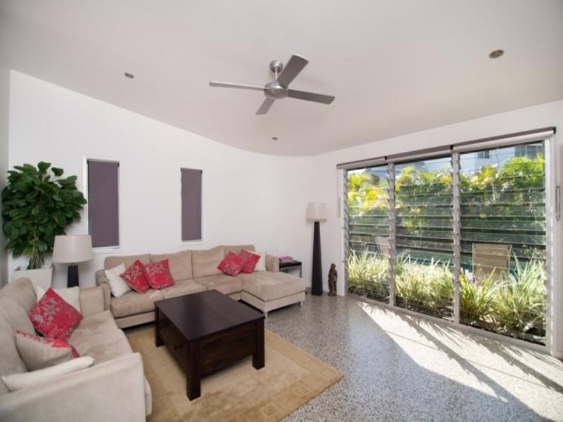 18 Edridge Street, Shelly Beach QLD 4551