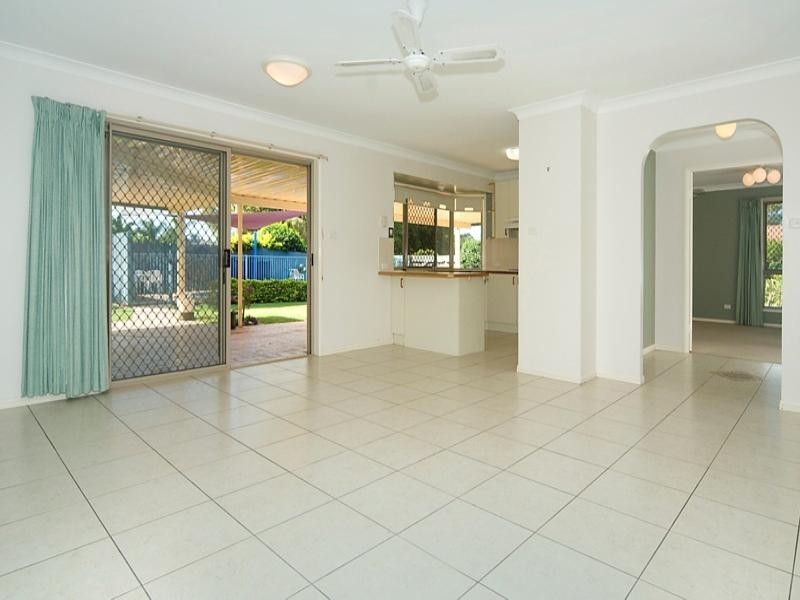 34 Wavell Avenue, Golden Beach QLD 4551