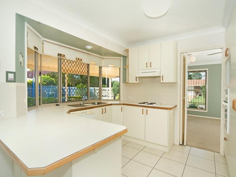 34 Wavell Avenue, Golden Beach QLD 4551