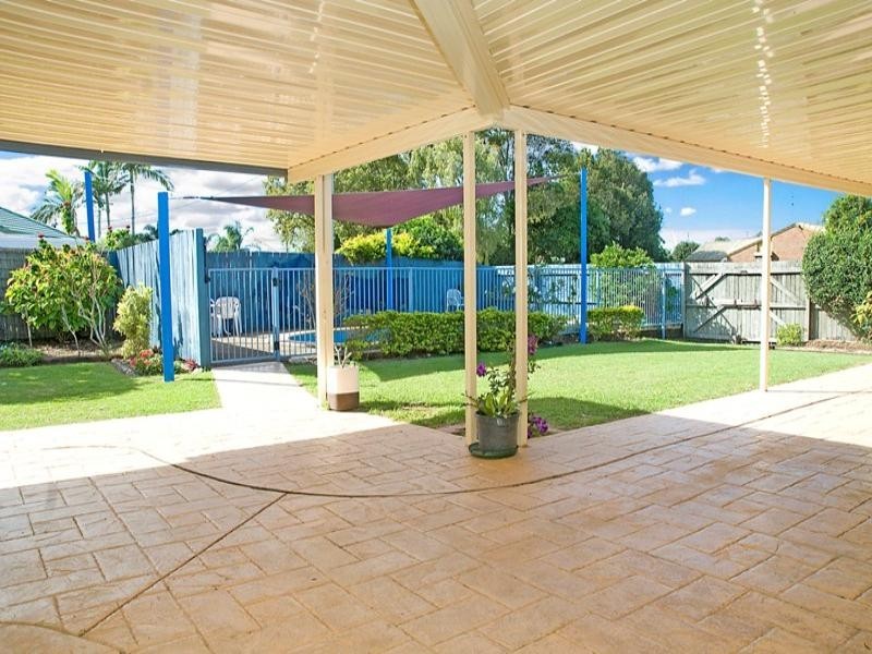 34 Wavell Avenue, Golden Beach QLD 4551
