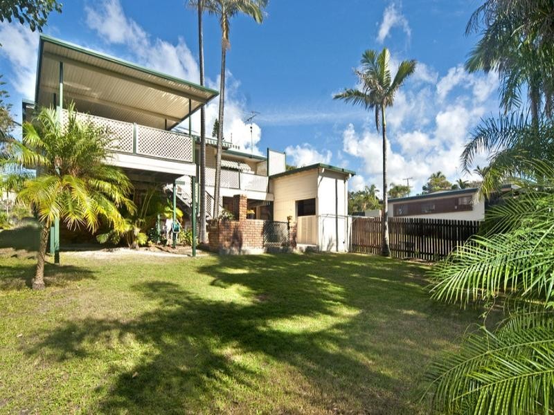 3 Burgess Street, Caloundra QLD 4551