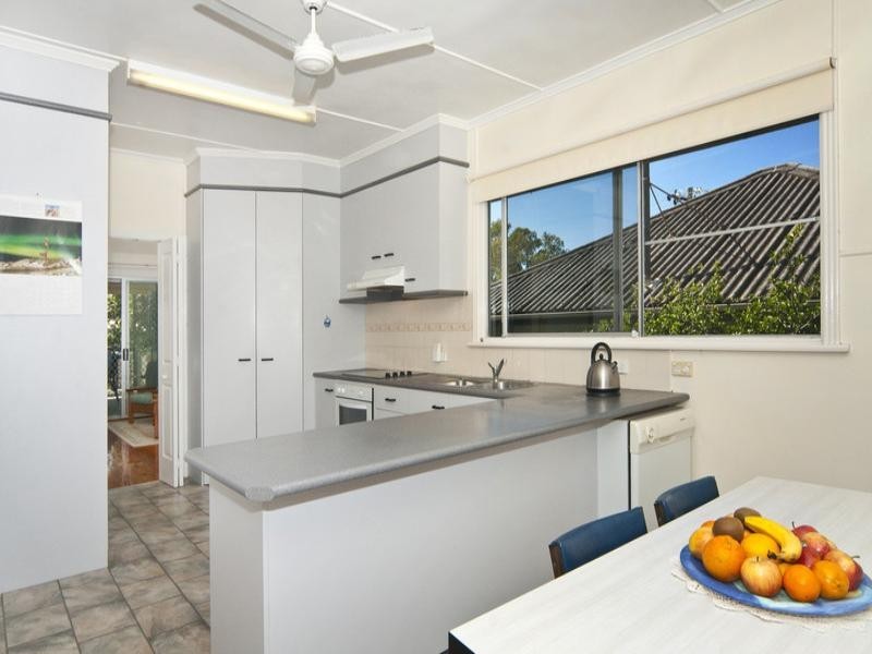 3 Burgess Street, Caloundra QLD 4551