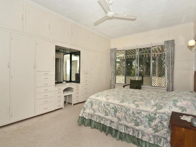 3 Burgess Street, Caloundra QLD 4551