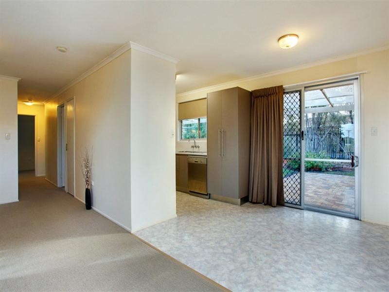 68 Coonowrin Street, Battery Hill QLD 4551