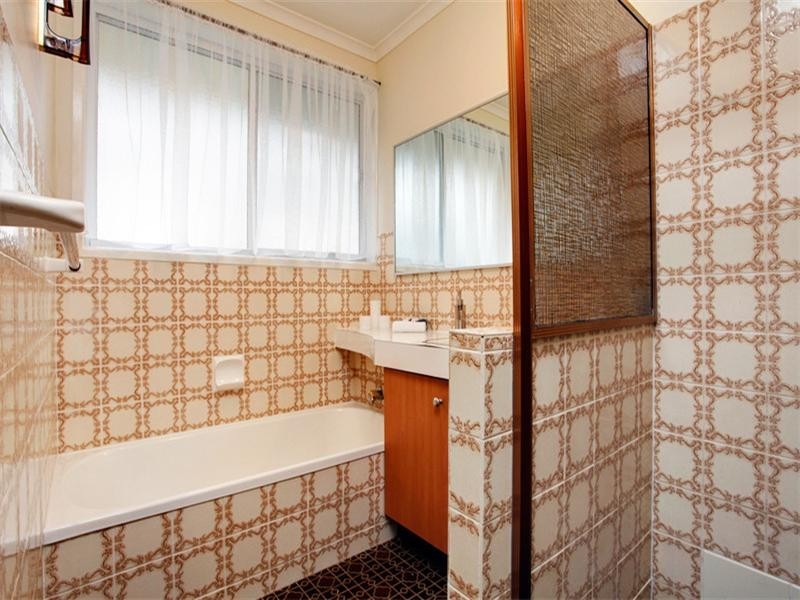 68 Coonowrin Street, Battery Hill QLD 4551