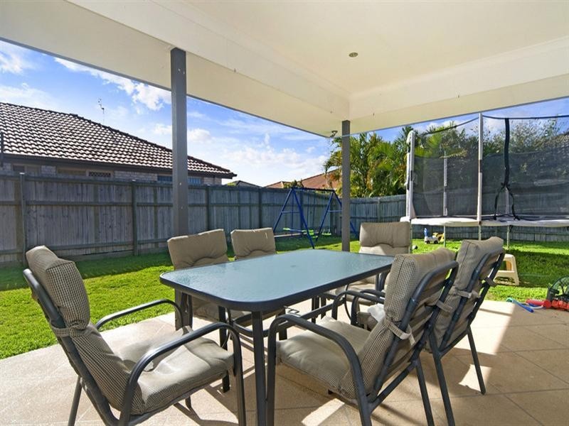 4 Peony Circuit, Little Mountain QLD 4551