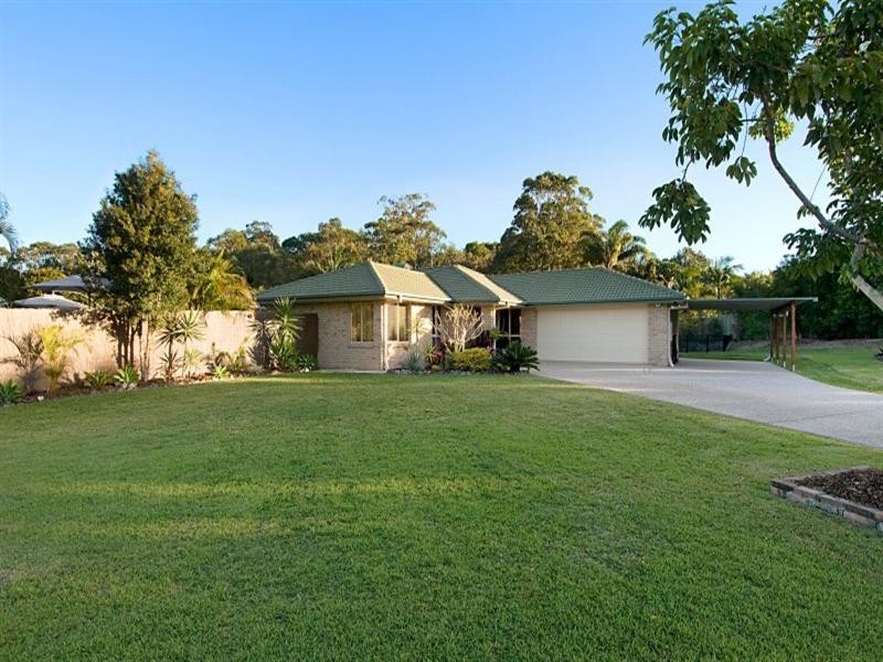 19 Phar Lap Court, Little Mountain QLD 4551