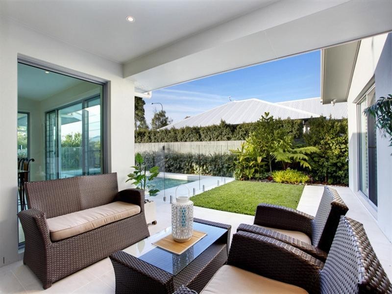 14 Sea Glint Place, Pelican Waters QLD 4551