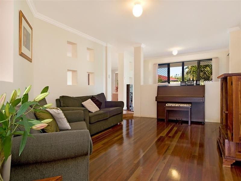 12 Agincourt Street, Pelican Waters QLD 4551
