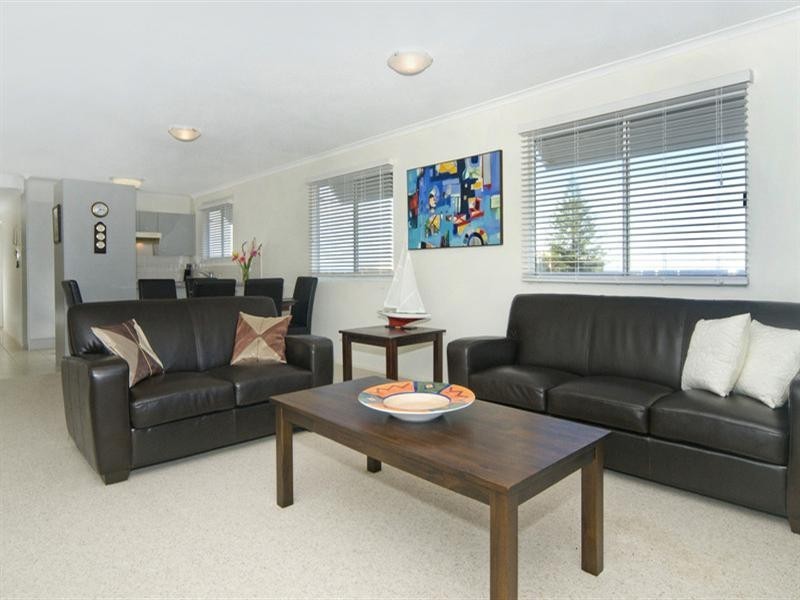 Unit 6 ‘Sandhurst Court’ 11 Dingle Avenue, Kings Beach QLD 4551