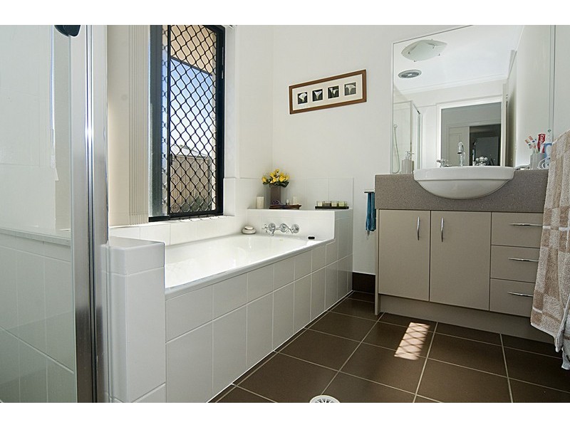 7 Acaciabark Place, Little Mountain QLD 4551