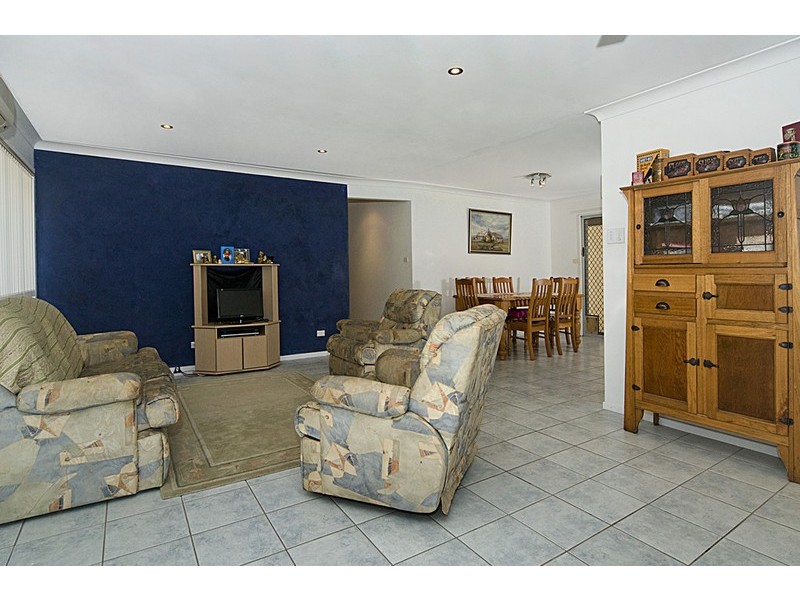 24 Wavell Avenue, Golden Beach QLD 4551