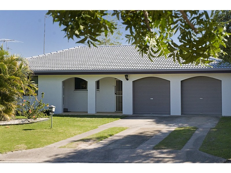 24 Wavell Avenue, Golden Beach QLD 4551