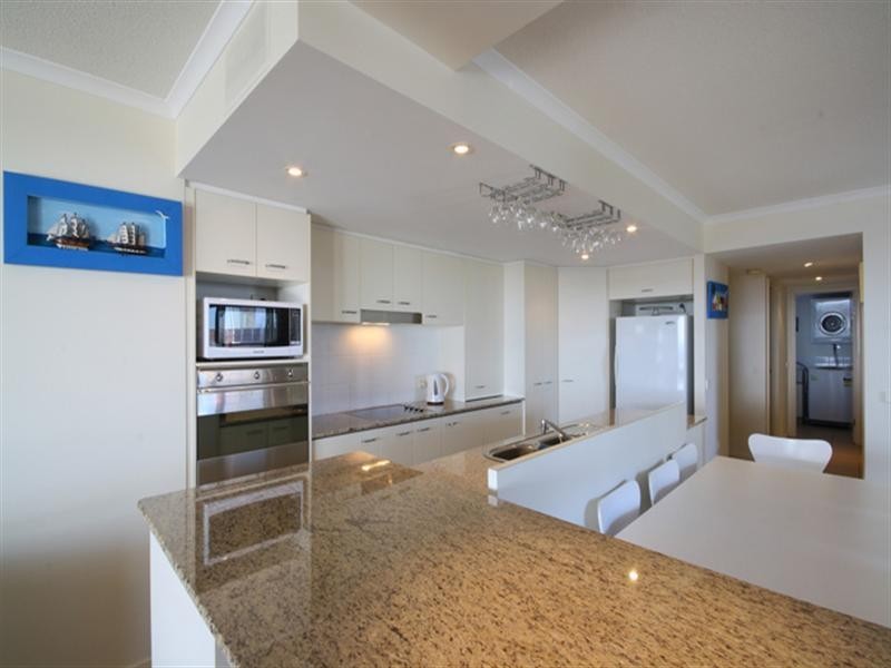 Unit 17 ‘The Lighthouses’ 5 Canberra Terrace, Kings Beach QLD 4551