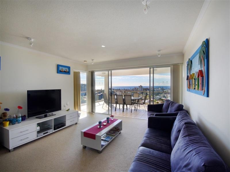 Unit 17 ‘The Lighthouses’ 5 Canberra Terrace, Kings Beach QLD 4551