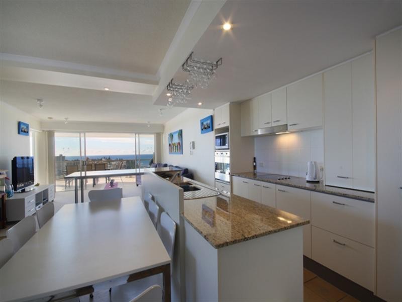 Unit 17 ‘The Lighthouses’ 5 Canberra Terrace, Kings Beach QLD 4551