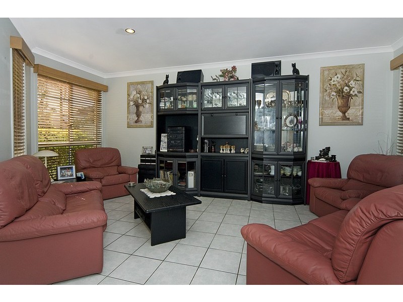 13 Hanwell Court, Little Mountain QLD 4551