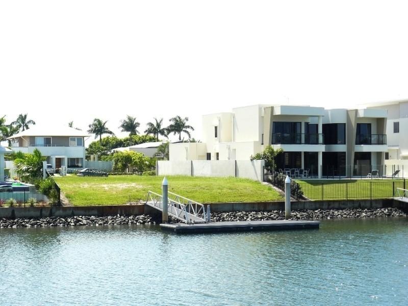 35 Marina Parade, Jacobs Well QLD 4208