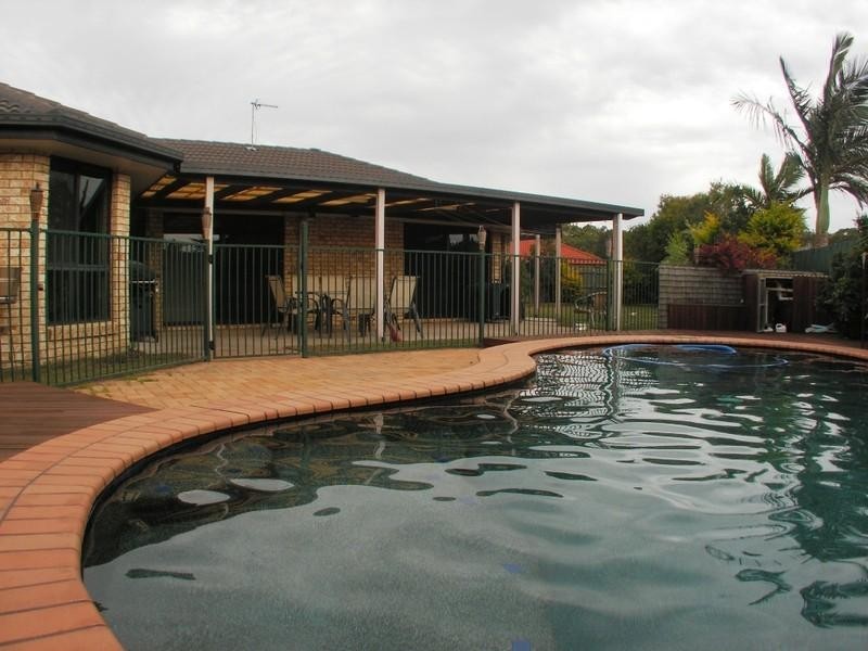 15 Bauhinia Court, Currimundi QLD 4551