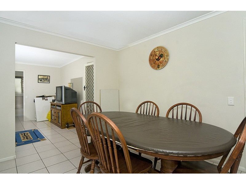 18 Enfield Crescent, Battery Hill QLD 4551