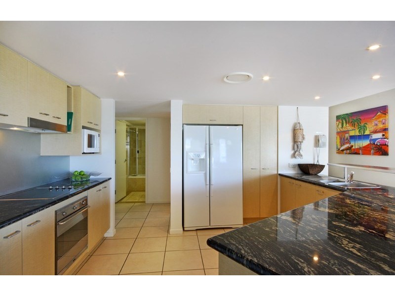 Unit 23 ‘Rolling Surf Resort’ 8 Levuka Avenue, Kings Beach QLD 4551