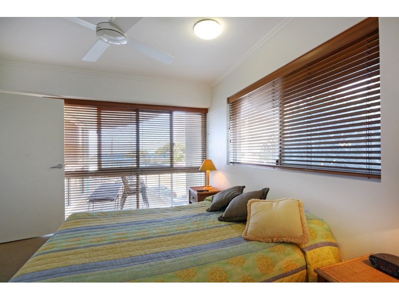 Unit 23 ‘Rolling Surf Resort’ 8 Levuka Avenue, Kings Beach QLD 4551