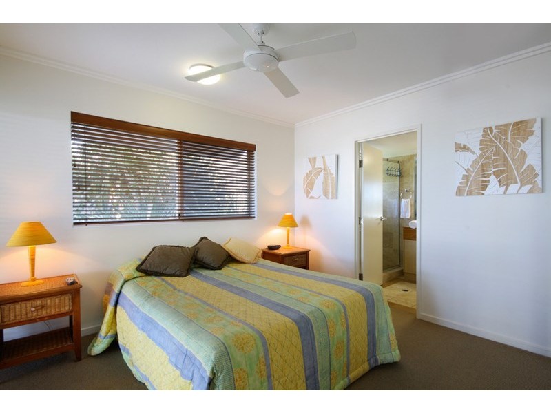 Unit 23 ‘Rolling Surf Resort’ 8 Levuka Avenue, Kings Beach QLD 4551