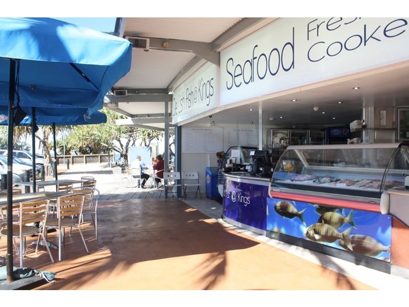 Unit 23 ‘Rolling Surf Resort’ 8 Levuka Avenue, Kings Beach QLD 4551