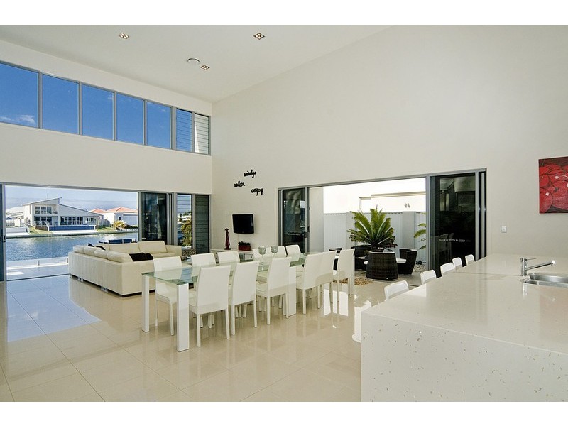 17 Artunga Place, Pelican Waters QLD 4551