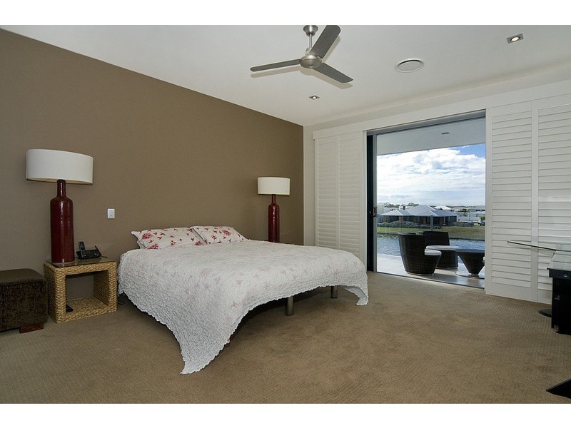 17 Artunga Place, Pelican Waters QLD 4551