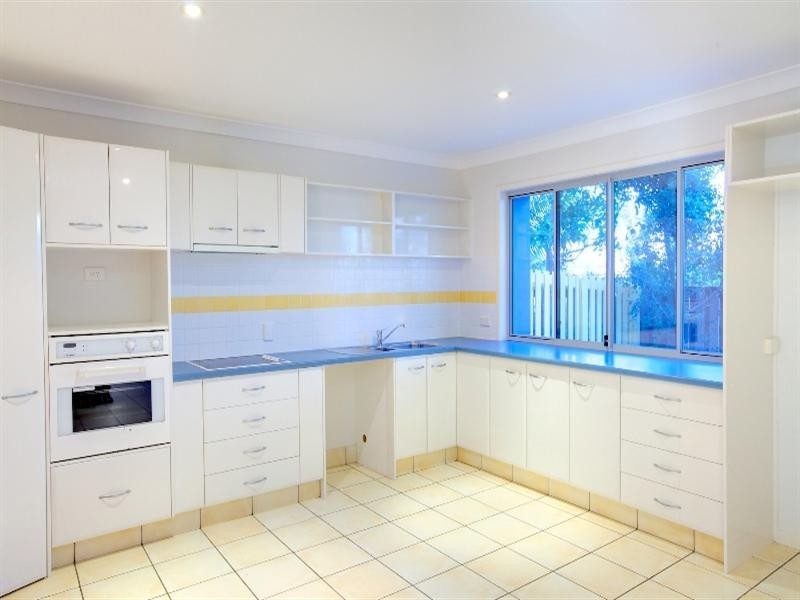 Unit 3 ‘Seahaven’ 3 Bott Street, Dicky Beach QLD 4551