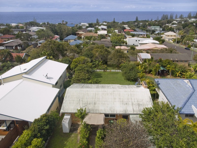 7 Barr Avenue, Shelly Beach QLD 4551