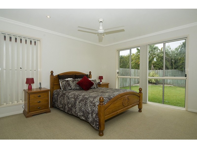 16 Agincourt Street, Pelican Waters QLD 4551