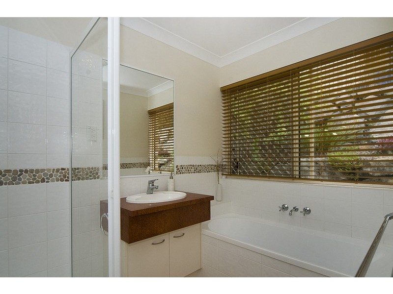 11 Valley View Court, Little Mountain QLD 4551