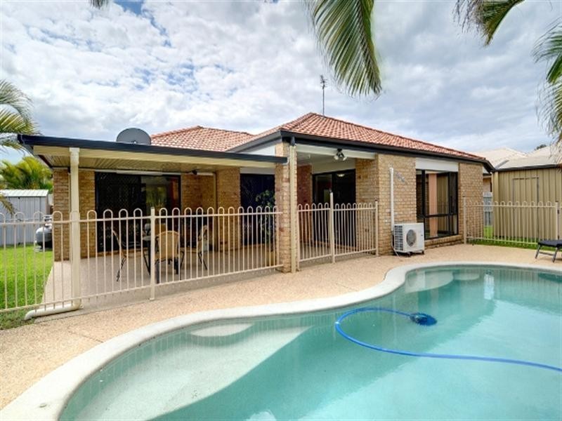 19 Traill Crescent, Currimundi QLD 4551