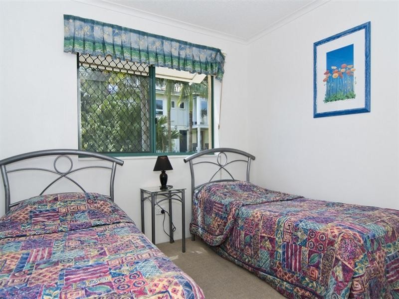Unit 3 ‘Waterview’ 14 Bulcock Beach Esplanade, Caloundra QLD 4551