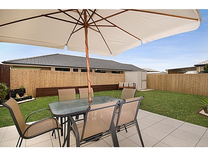 6 Huntley Place, Caloundra QLD 4551