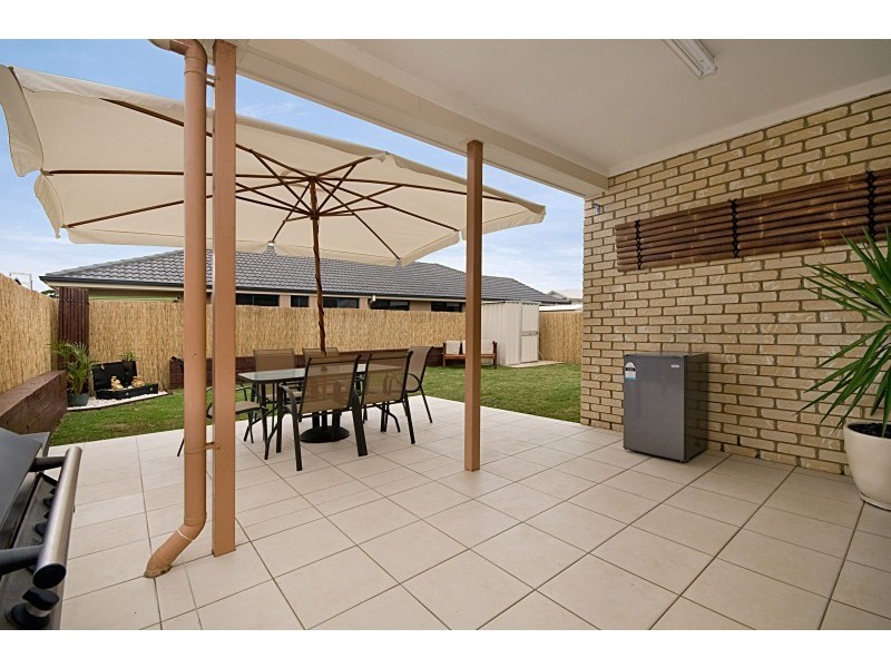 6 Huntley Place, Caloundra QLD 4551