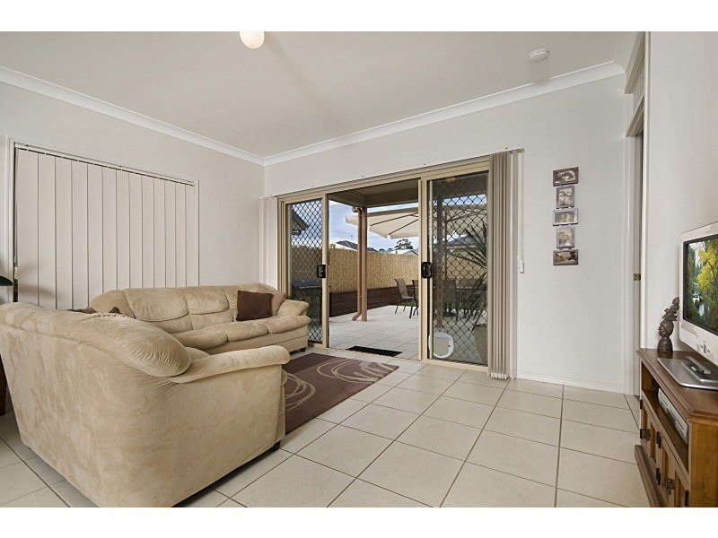 6 Huntley Place, Caloundra QLD 4551