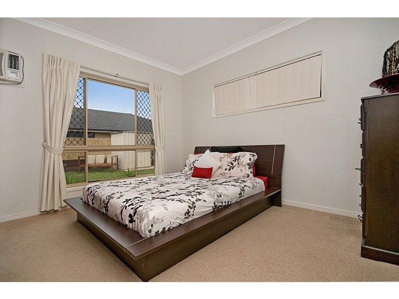 6 Huntley Place, Caloundra QLD 4551