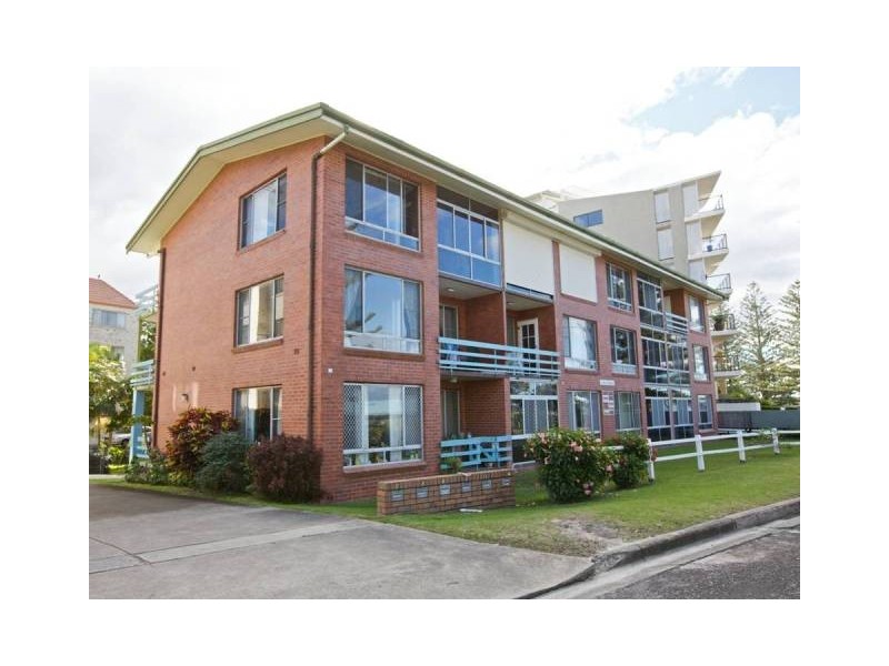 8/83 Esplanade, Golden Beach QLD 4551