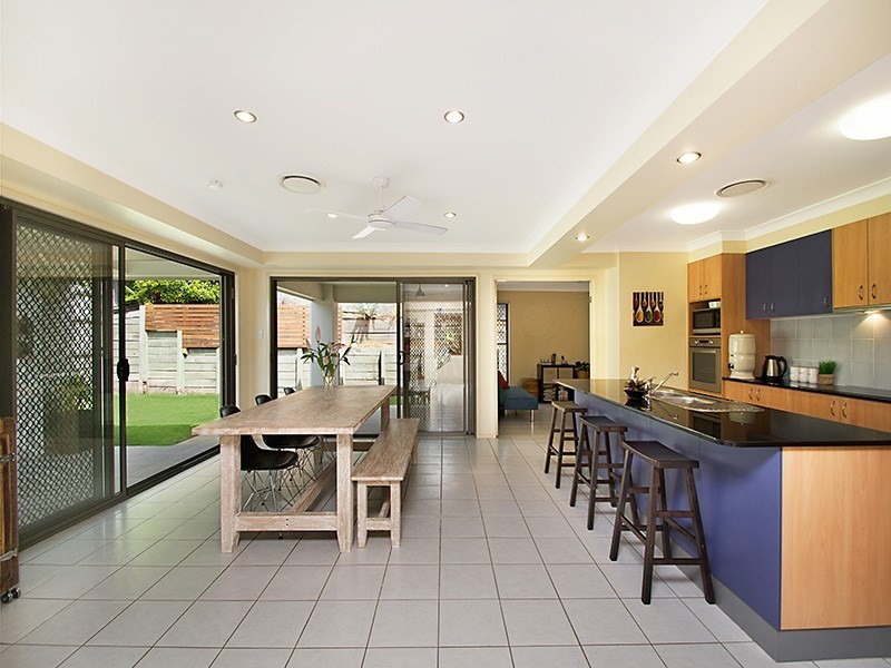 10 Eastern Rise, Little Mountain QLD 4551