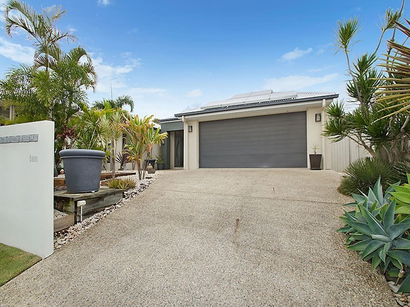 10 Eastern Rise, Little Mountain QLD 4551