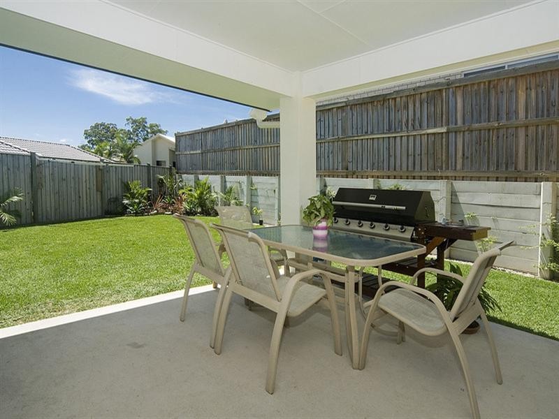 1 Acaciabark Place, Little Mountain QLD 4551