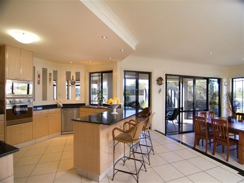 18 Wallaby Circuit, Pelican Waters QLD 4551