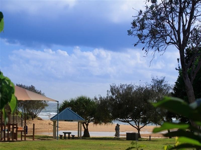 11 Roderick Street, Moffat Beach QLD 4551