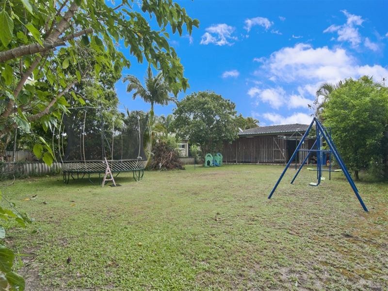 9 Croydon Avenue, Currimundi QLD 4551